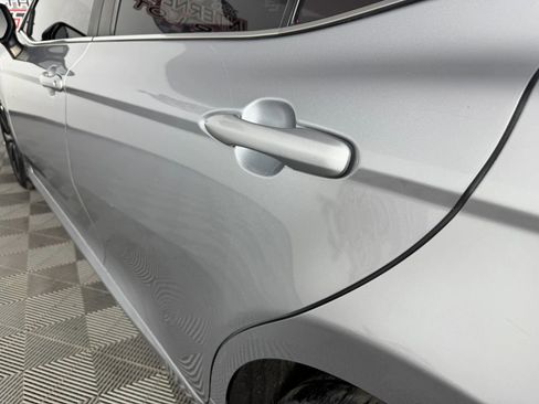 Used 2019 Toyota Camry LE FWD image 23