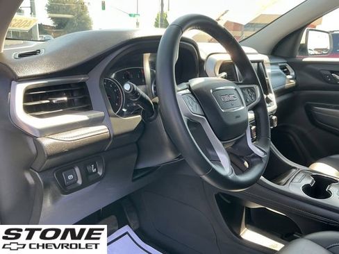 Certified 2023 GMC Acadia SLT image 13