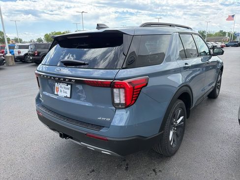 New 2026 Ford Explorer Active AWD/4WD image 5