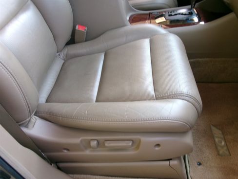 Used 2005 Acura MDX Touring AWD/4WD image 23