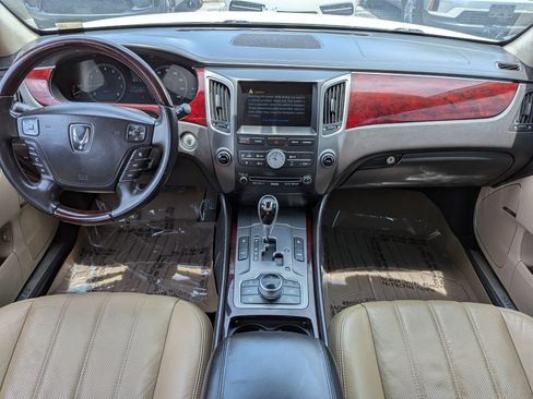 Used 2012 Hyundai Equus Signature RWD image 16