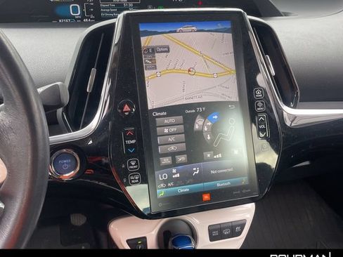 Used 2017 Toyota Prius Prime Advanced FWD image 8