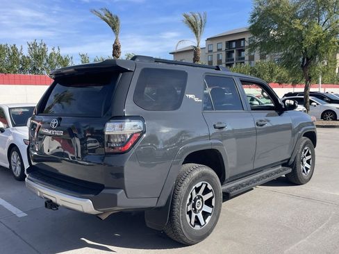 Used 2024 Toyota 4Runner TRD Off-Road Premium image 2