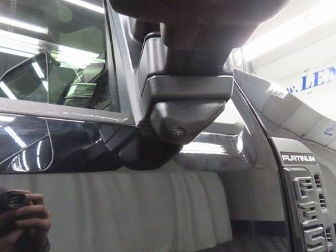 Used 2025 Ford F350 Platinum w/ FX4 Off-Road Package image 55