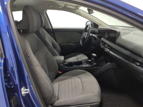 Used 2025 Kia K4 EX image 21