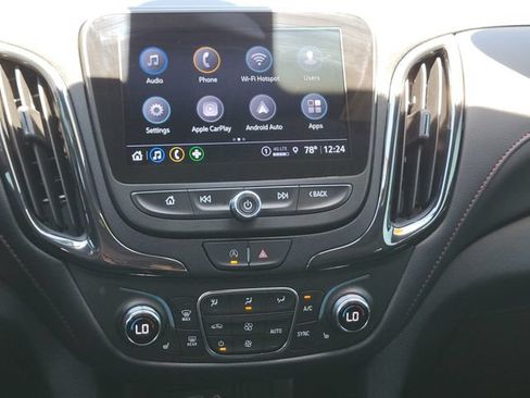 Used 2023 Chevrolet Equinox RS AWD/4WD image 14