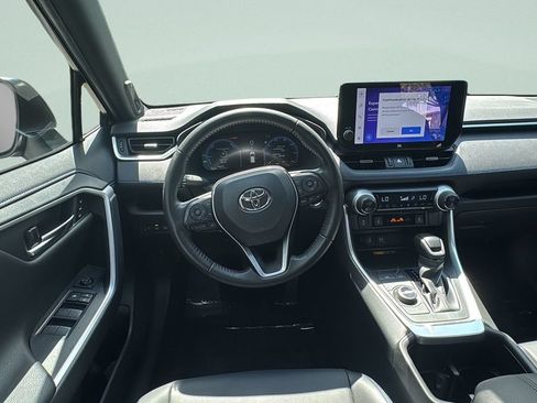 Used 2024 Toyota RAV4 XSE w/ Advanced Technology Package AWD/4WD image 19