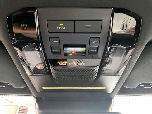 Used 2024 Lexus GX 550 w/ Accessory Package (2T) AWD/4WD image 27