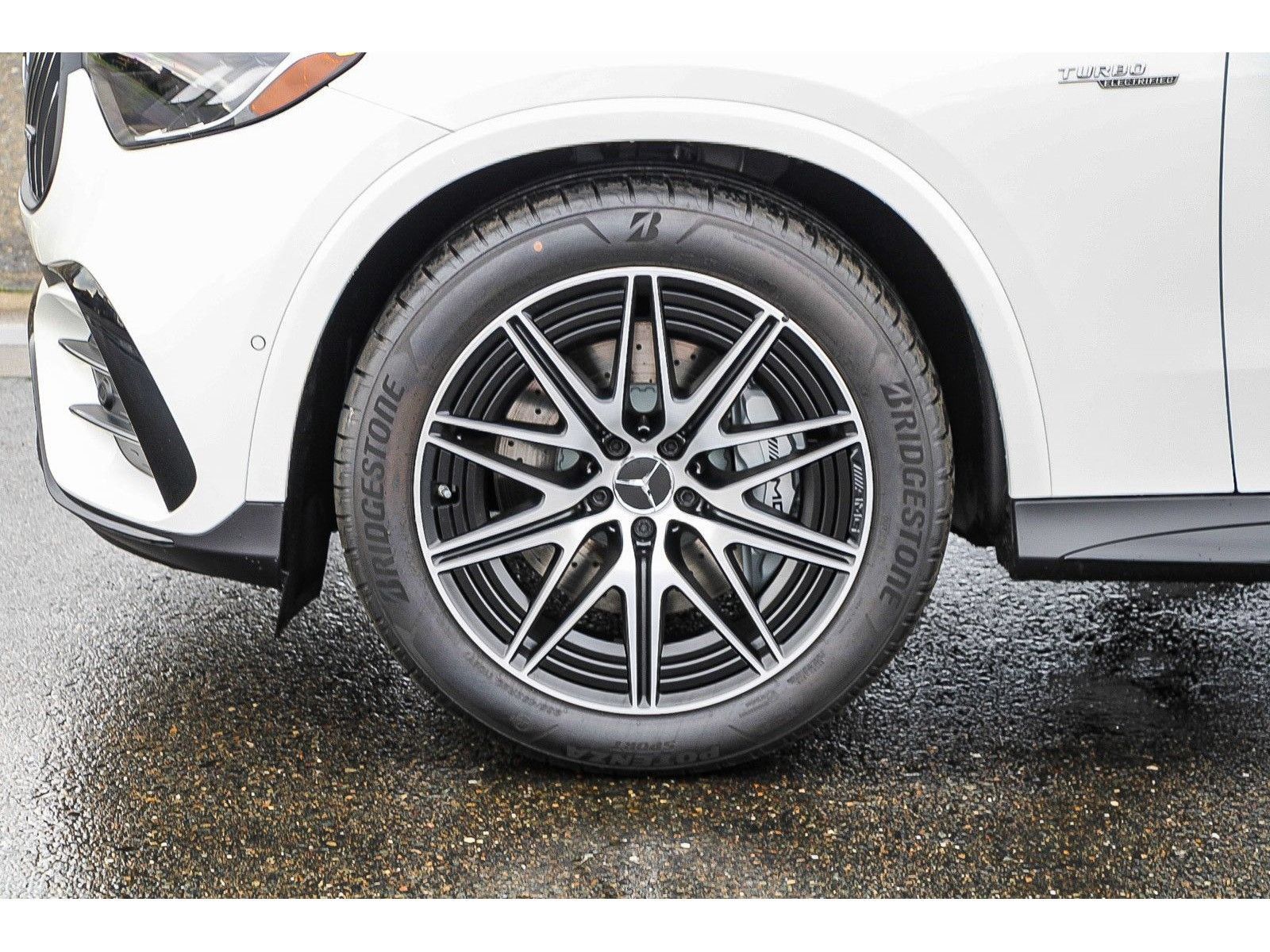 New 2026 Mercedes-Benz GLC 43 AMG 4MATIC image 9