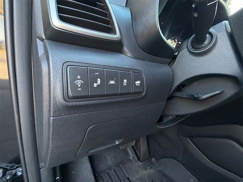 Used 2021 Hyundai Tucson Limited image 29