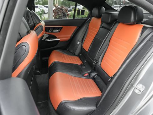 Used 2024 Mercedes-Benz C 300 Sedan image 19