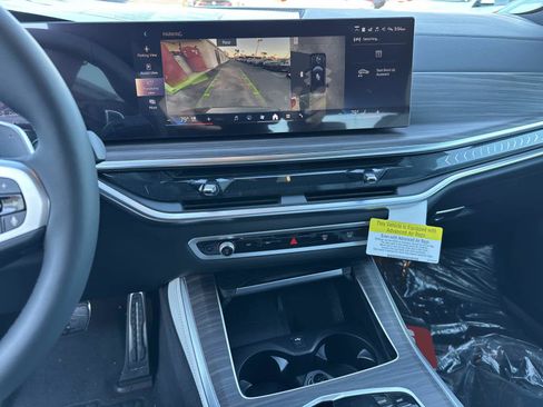 New 2026 BMW X5 xDrive40i w/ M Sport Package image 26
