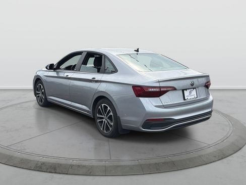Used 2023 Volkswagen Jetta Sport FWD image 6