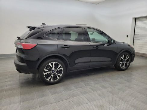 Used 2022 Ford Escape SE w/ SE Sport Appearance Package image 10