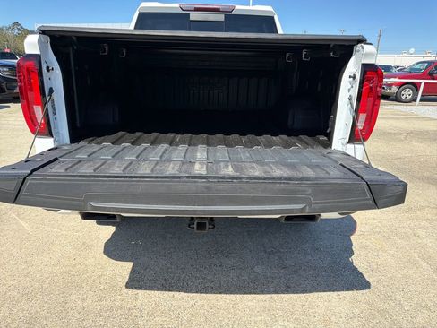 Used 2022 GMC Sierra 1500 AT4 w/ AT4 Preferred Package image 23
