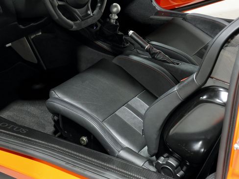 Used 2021 Lotus Evora RWD image 40