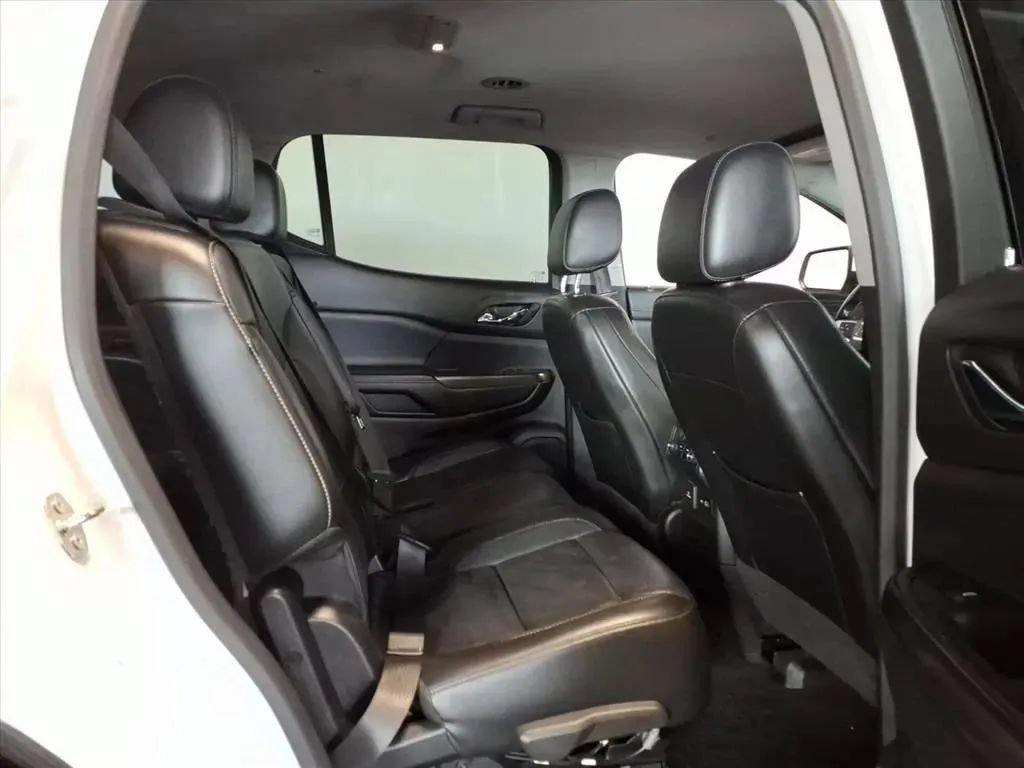 Used 2020 GMC Acadia SLT AWD/4WD image 10