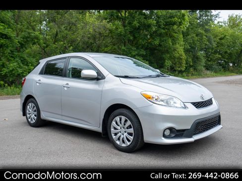 Used 2012 Toyota Matrix L w/ L Sport Pkg FWD image 1