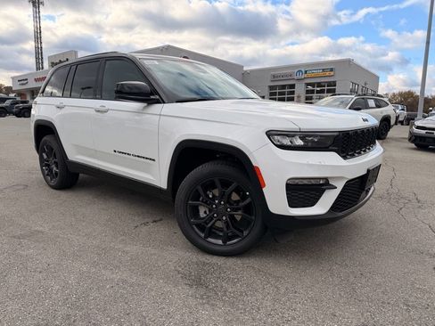 New 2025 Jeep Grand Cherokee Limited image 2