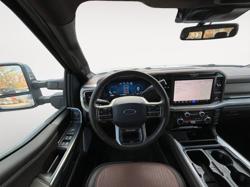 Used 2025 Ford F350 King Ranch w/ Chrome Package image 13