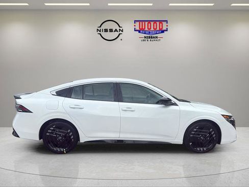 New 2026 Nissan Sentra SR FWD image 2