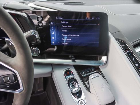 Used 2024 Chevrolet Corvette Stingray Premium Cpe w/ 3LT image 12