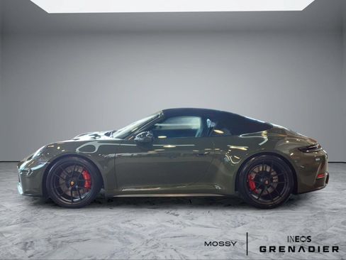 Used 2025 Porsche 911 Carrera 4 GTS AWD/4WD image 5