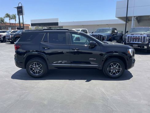 New 2026 GMC Terrain AT4 AWD/4WD image 4