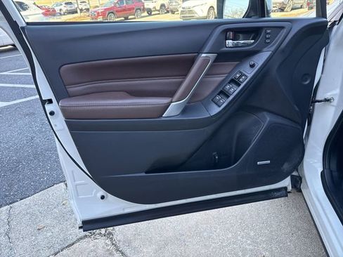 Used 2018 Subaru Forester 2.5i Touring image 8