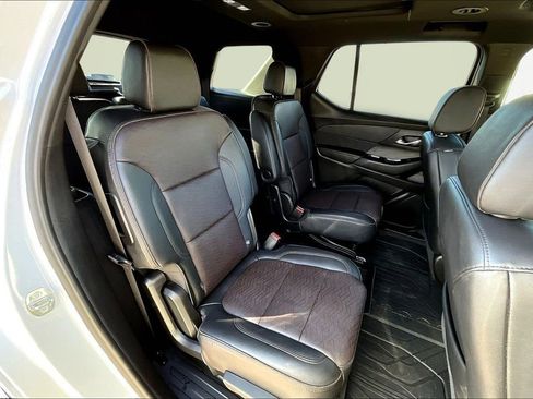 Used 2023 Chevrolet Traverse High Country w/ LPO, Floor Liner Package image 24