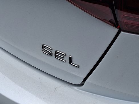 Used 2024 Volkswagen Jetta SEL FWD image 15