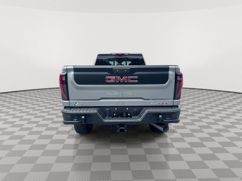 New 2026 GMC Sierra 2500 AT4X w/ AT4X AEV Edition AWD/4WD image 7