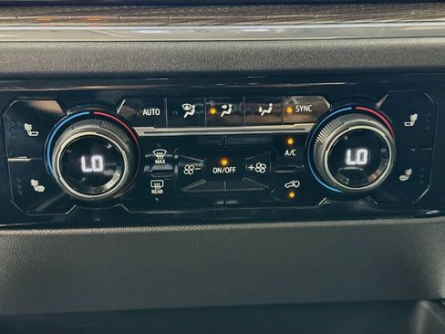 Certified 2025 Chevrolet Silverado 1500 LT Trail Boss w/ LT Trail Boss Premium Package AWD/4WD image 16