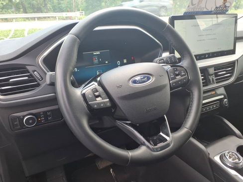 Used 2024 Ford Escape Platinum AWD/4WD image 6