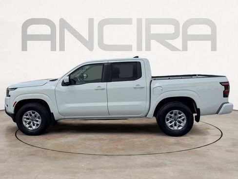 Used 2024 Nissan Frontier SV w/ Technology Package RWD image 7
