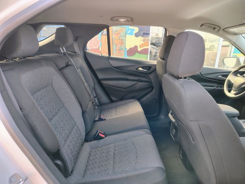 Used 2024 Chevrolet Equinox LT AWD/4WD image 17