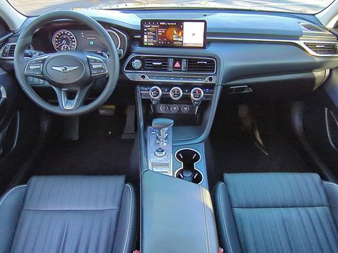 Used 2023 Genesis G70 3.3T image 15