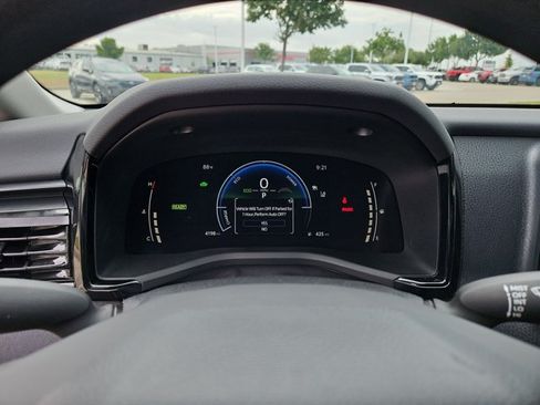 Used 2026 Toyota Camry LE w/ Convenience Package FWD image 11