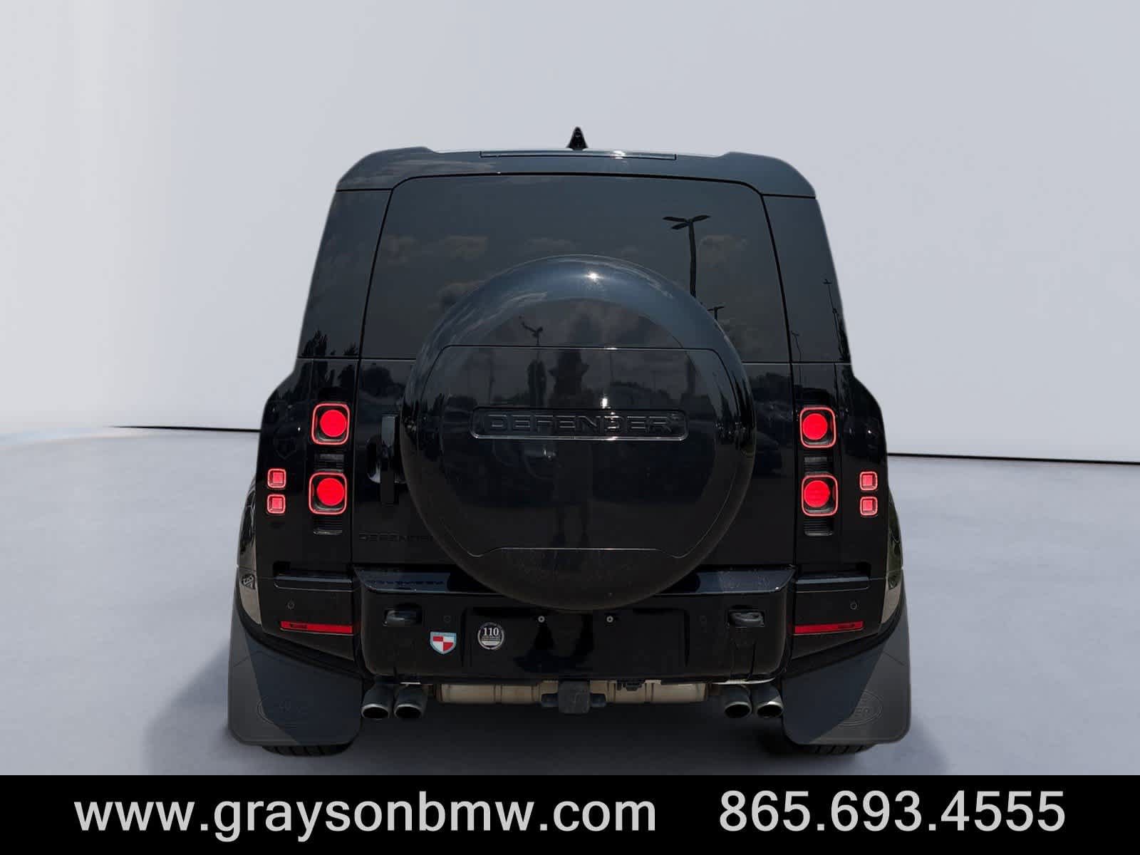 Used 2024 Land Rover Defender 110 V8 AWD/4WD image 4