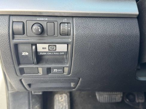 Used 2013 Subaru Outback 2.5i Premium w/ All-Weather Pkg image 13