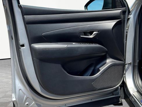 Used 2025 Hyundai Tucson SE FWD image 20