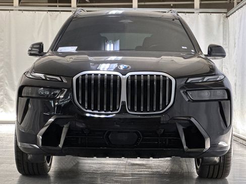 Used 2023 BMW X7 xDrive40i w/ M Sport Package image 2