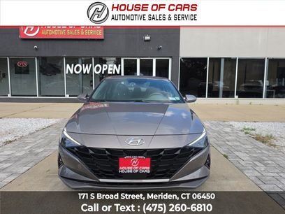 Used 2023 Hyundai Elantra SEL w/ Convenience Package