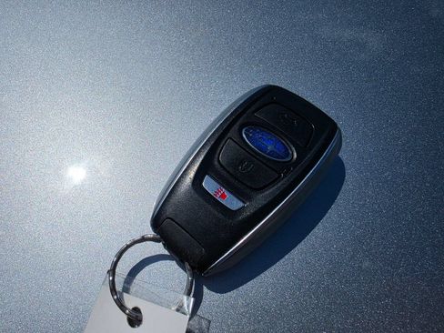 Used 2022 Subaru Ascent Limited AWD/4WD image 10
