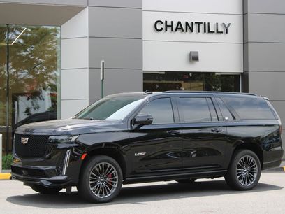 Used 2023 Cadillac Escalade ESV V
