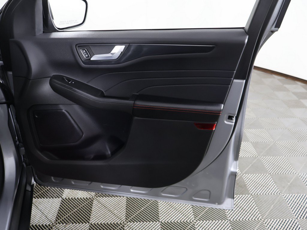Used 2024 Ford Escape ST-Line w/ Tech Pack #1 AWD/4WD image 24