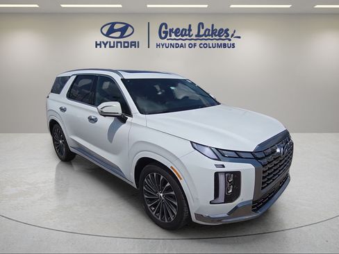 Used 2023 Hyundai Palisade Calligraphy w/ Cargo Package FWD image 3