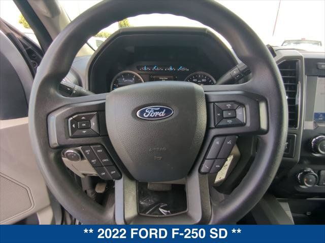 Used 2022 Ford F250 XLT w/ XLT Premium Package AWD/4WD image 13