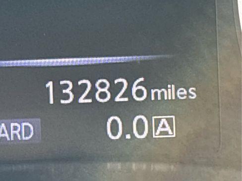 Used 2018 INFINITI Q50 Luxe w/ Essential Package (3.0T Luxe) AWD/4WD image 16