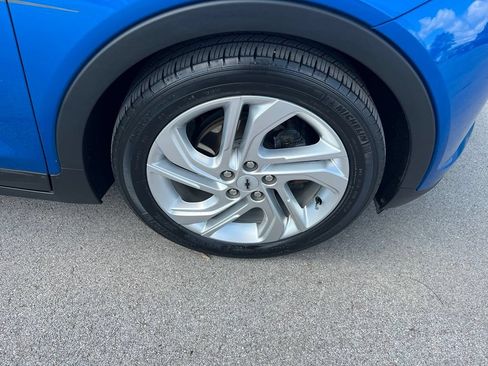 Used 2022 Chevrolet Bolt LT FWD image 12